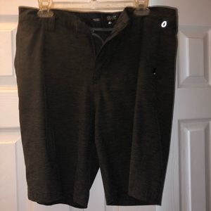 Men’s Quiksilver Amphibian Shorts Size 34